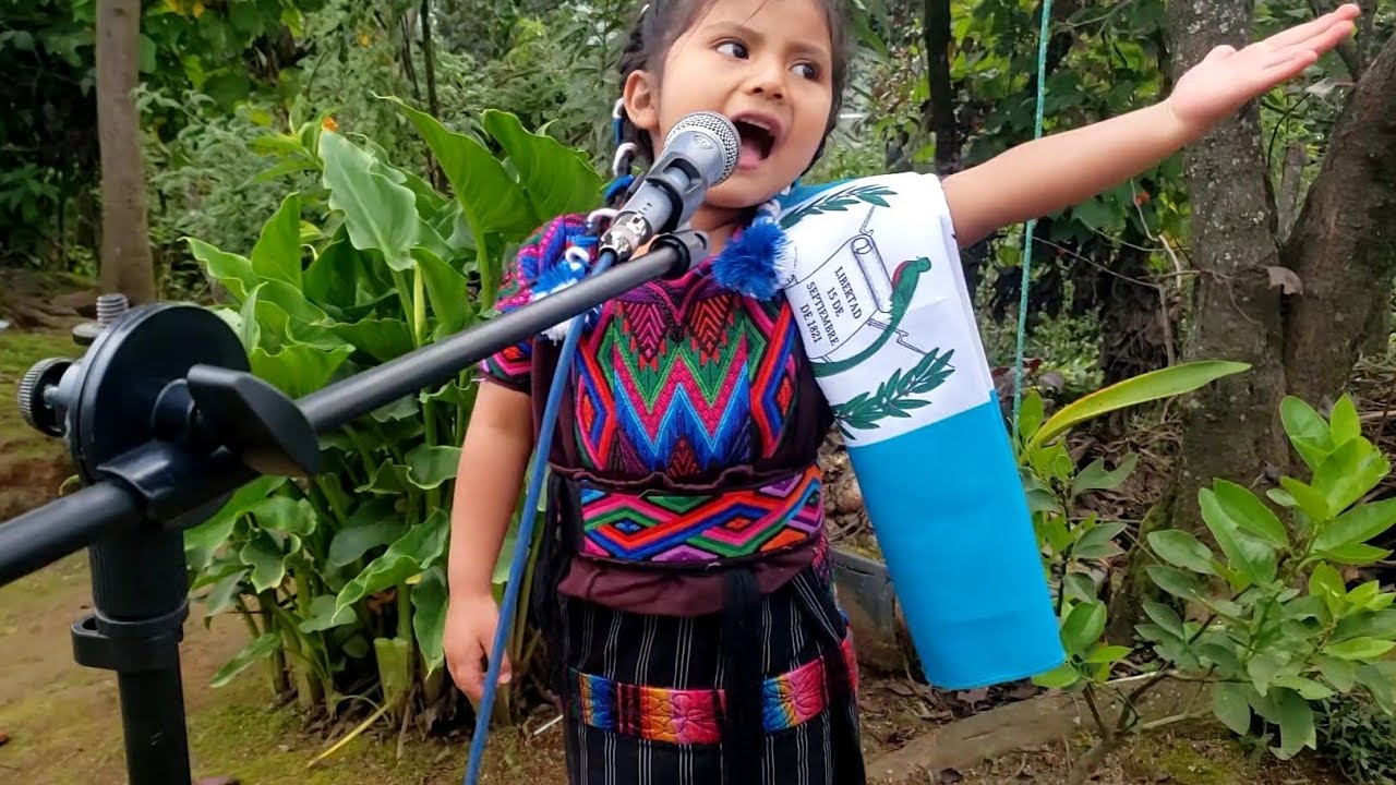 Imno Nacional de Guatemala en mis 5 añitos, mí guatelinda 202 independencia patria _ Sofia Tecúm