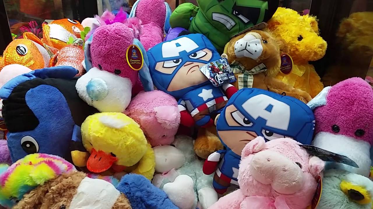 FINALLY WON THE BIRD FROM THE CLAW MACHINE!!!