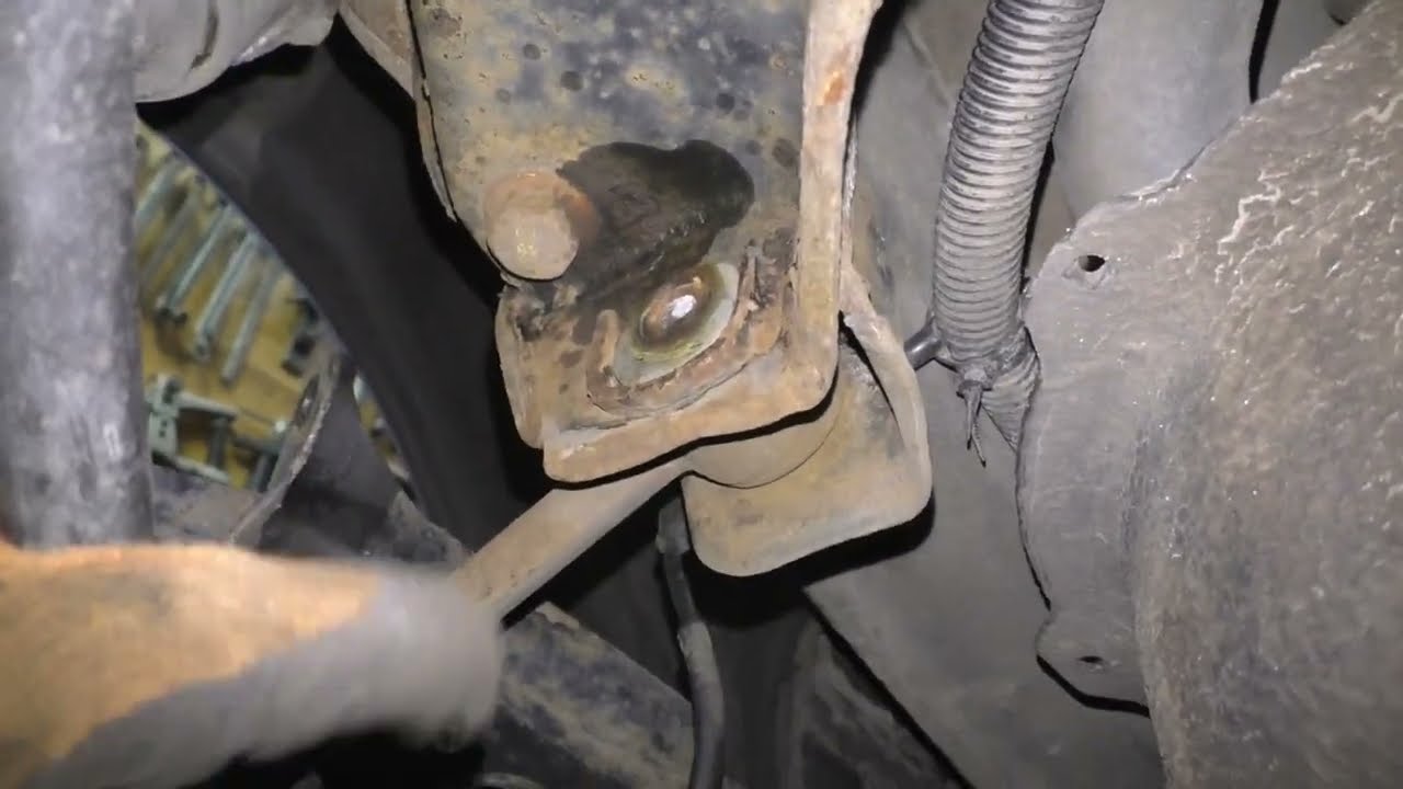 Замена задних сайлентблоки. HYUNDAI i30/i30 CW1600 CC