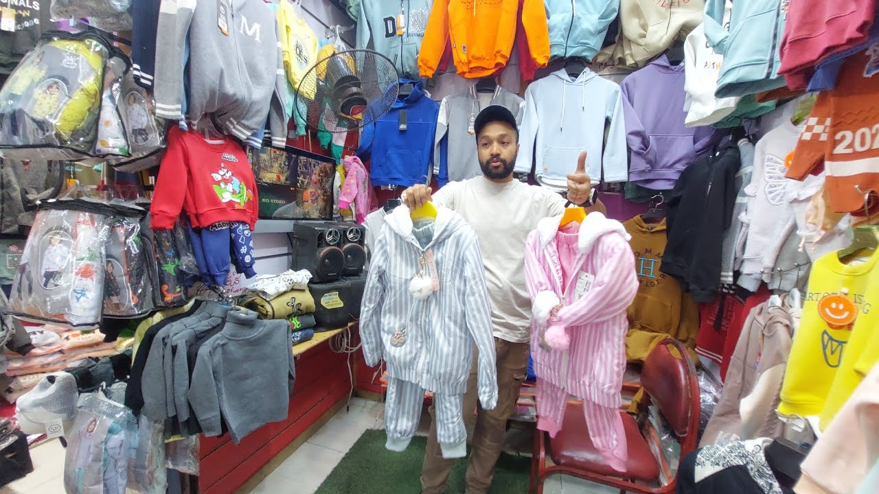 من اول ٥٠ج🥰اللبس الشتوى وبنطلون جينز ٧٥ج وترنجات وسويتشرت عند ساهر كيدز وير وشحن ٢٠ج