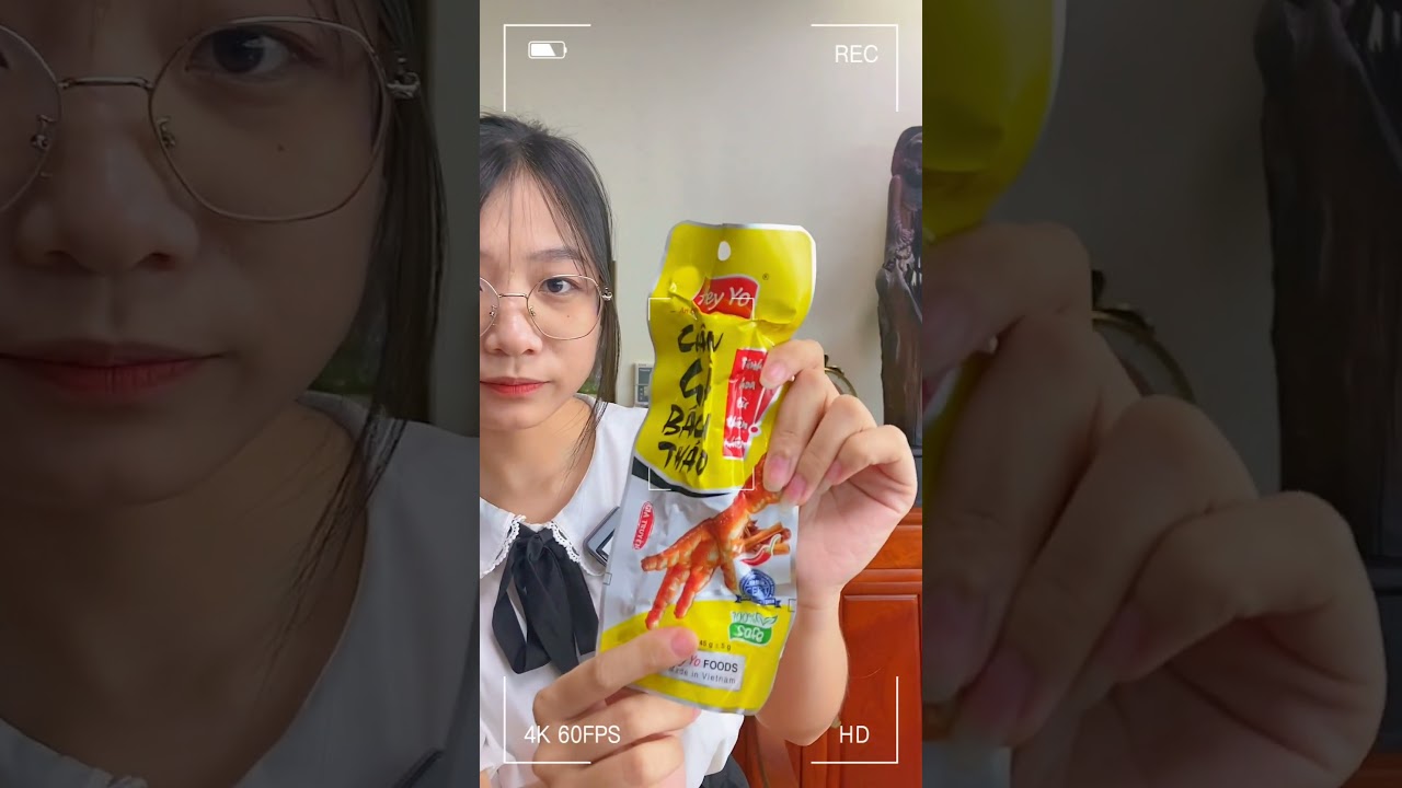 Chân gà ăn liền nhà Hey Yo Foods có gì?