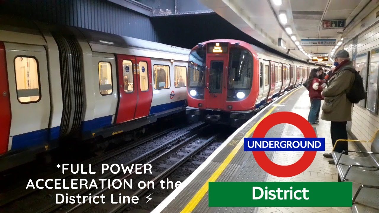 *FULL POWER ACCELERATION* Short Ride Onboard The District Line S Stock from Victoria to Embankment