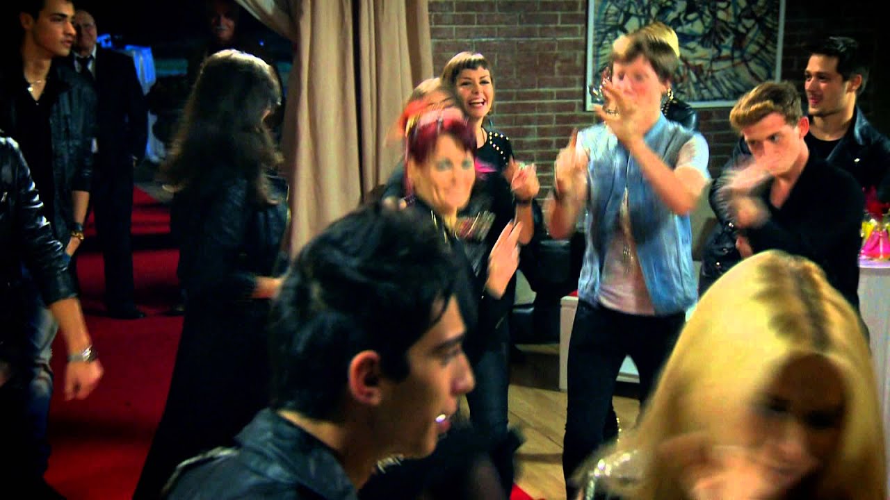Ana, Gabi, Gloria & Levent - Please Don't Go (cover) in Pariu cu viata