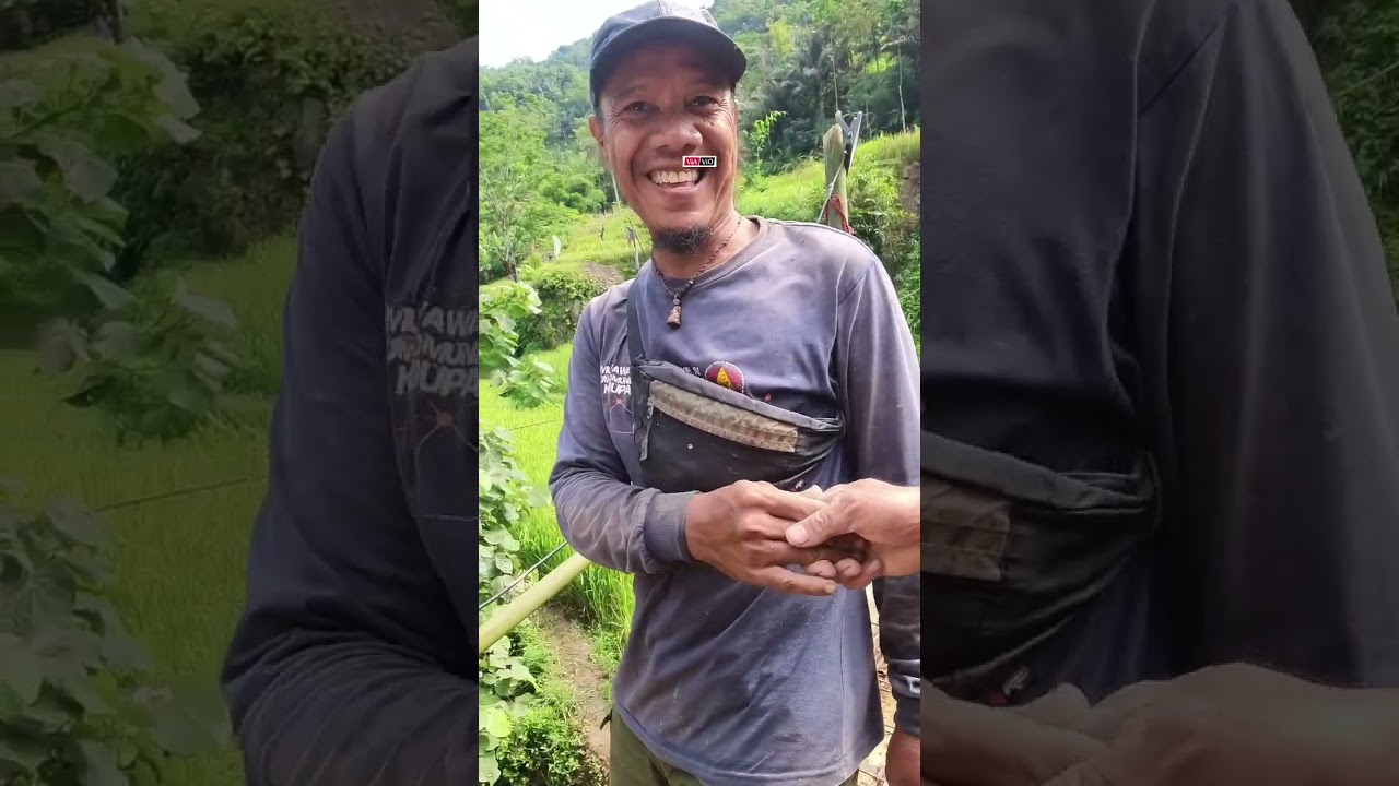 Warga Sangat Antusias Saat Pembangunan Jembatan Sungai Cikawung