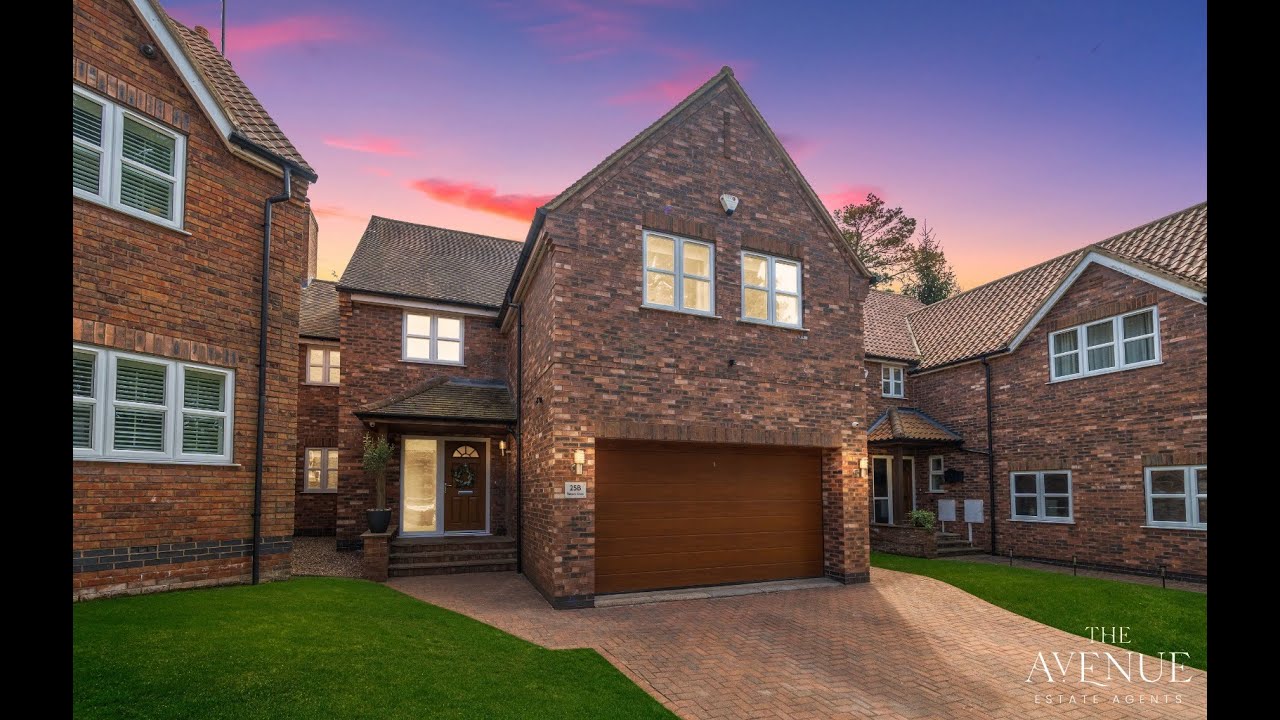 Check out this impressive family home for sale in Nottingham for £500,000