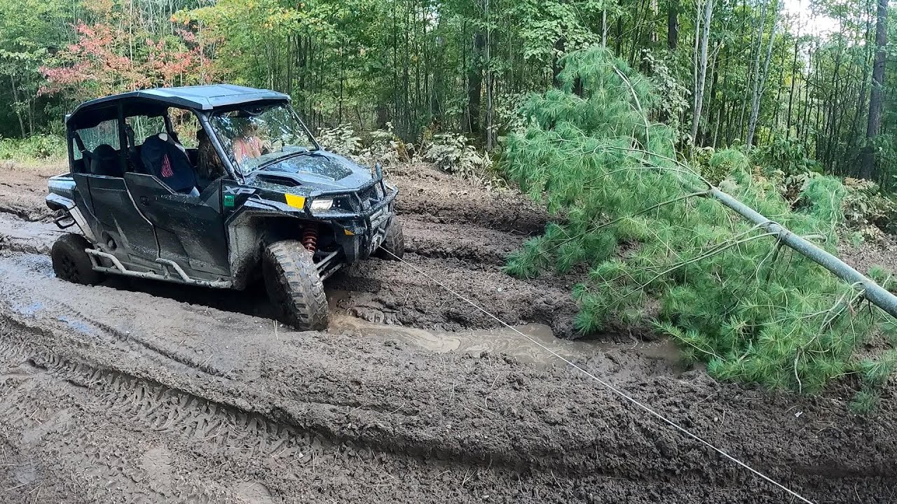 POLARIS GENERAL XP 4 DEEP RUTS THICK MUD