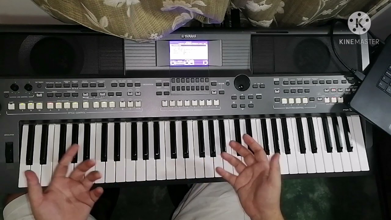 Como tocar el piano durante la ministración nivel básico.