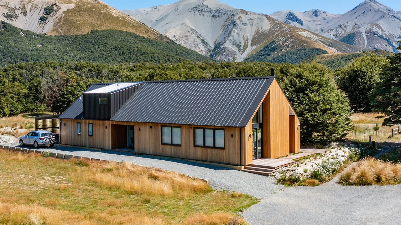 Tallowwood Dressed - Clear Oil (LMA Timber showcase in Castle Hill, New Zealand)