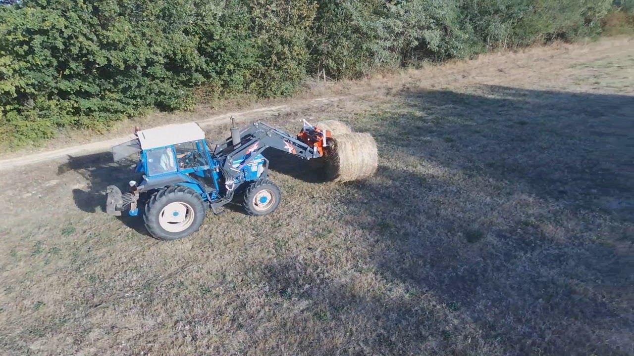 Ramassage du foin 2020 Ford 5110 et Plateau Fourrager Mazeron 7m et Pince Altec
