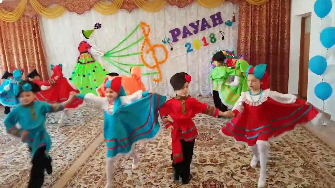 Шикарный танец «Деревенский перепляс» 🌸 Танец к празднику 8 марта 