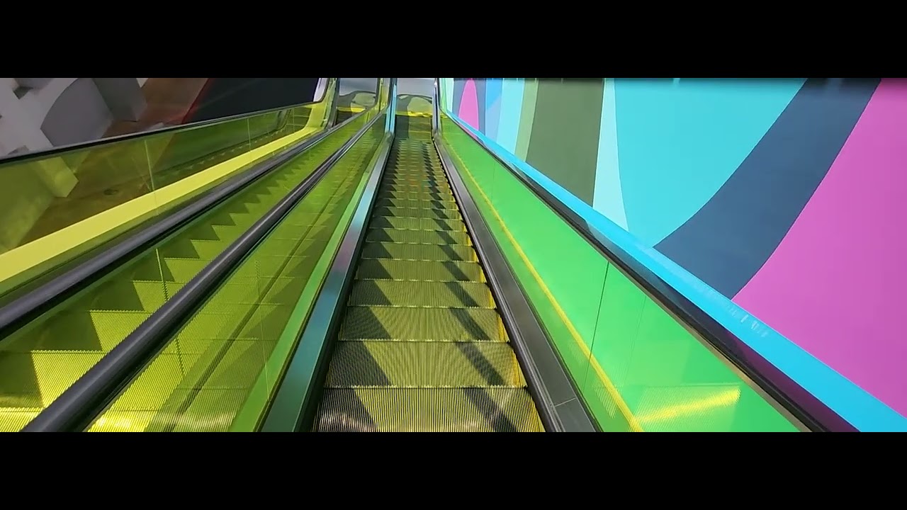 Green Balustrades! NEW Otis Escalators Set 2 At BLVD Mall In Las Vegas, NV