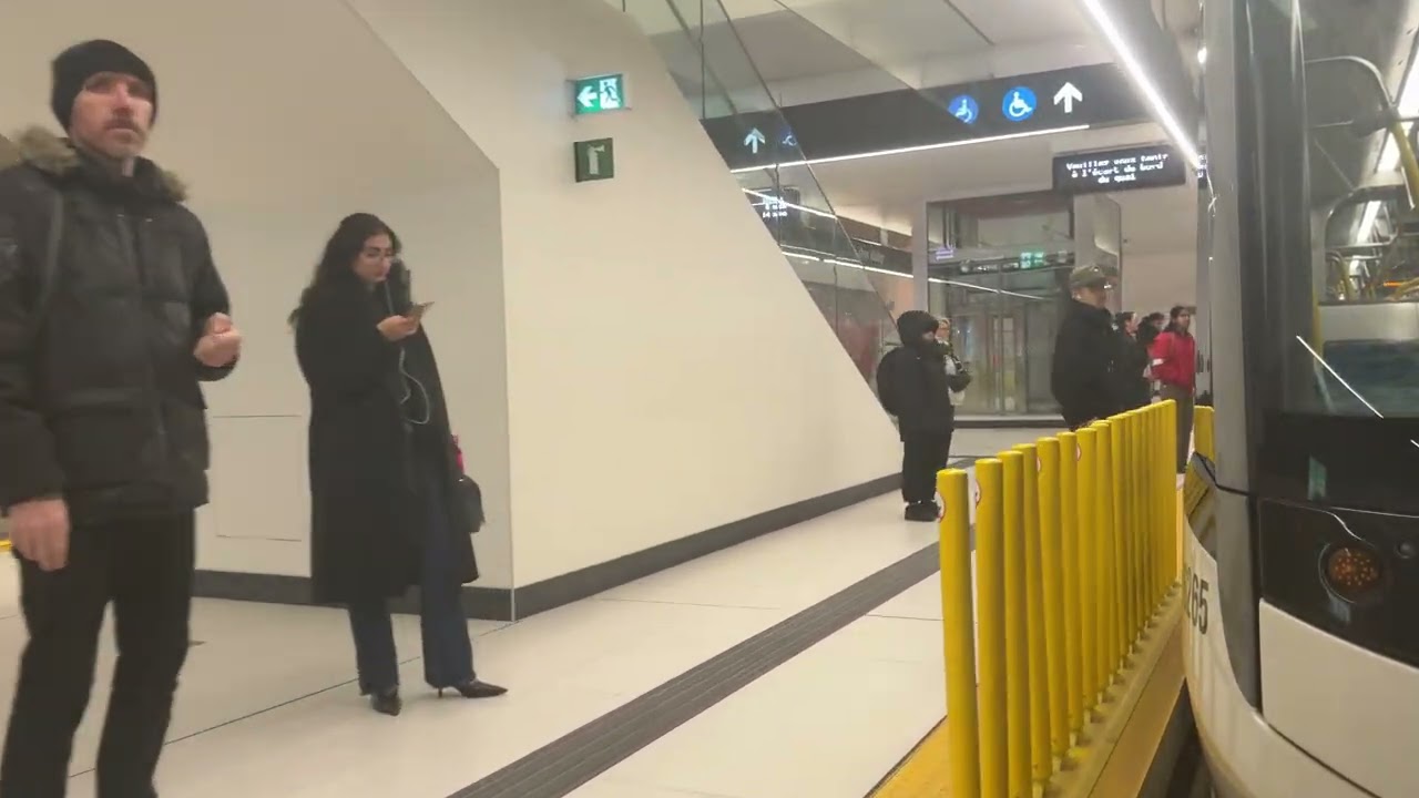 Line 5 Eglinton - Pharmacy station to Cedarvale Station
