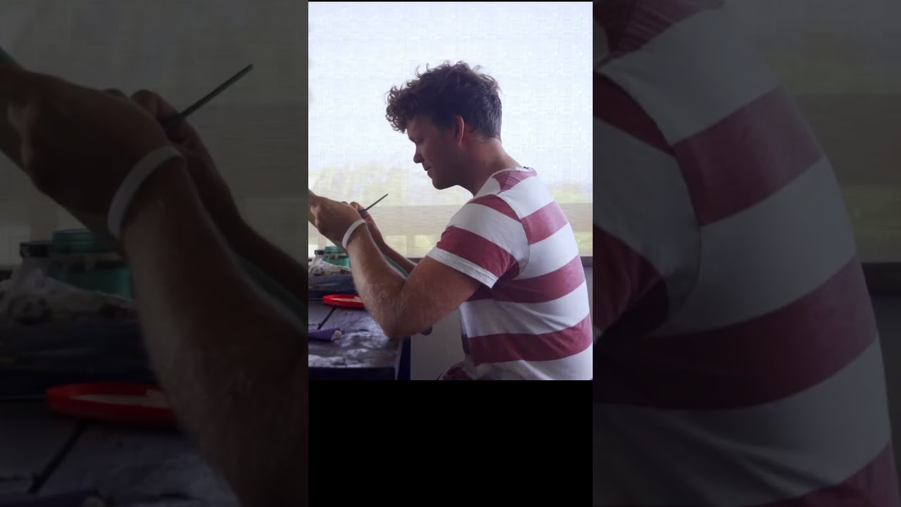 Painting My Skateboard  from the Philippines #filipinorelatable #diy  #travelcouple