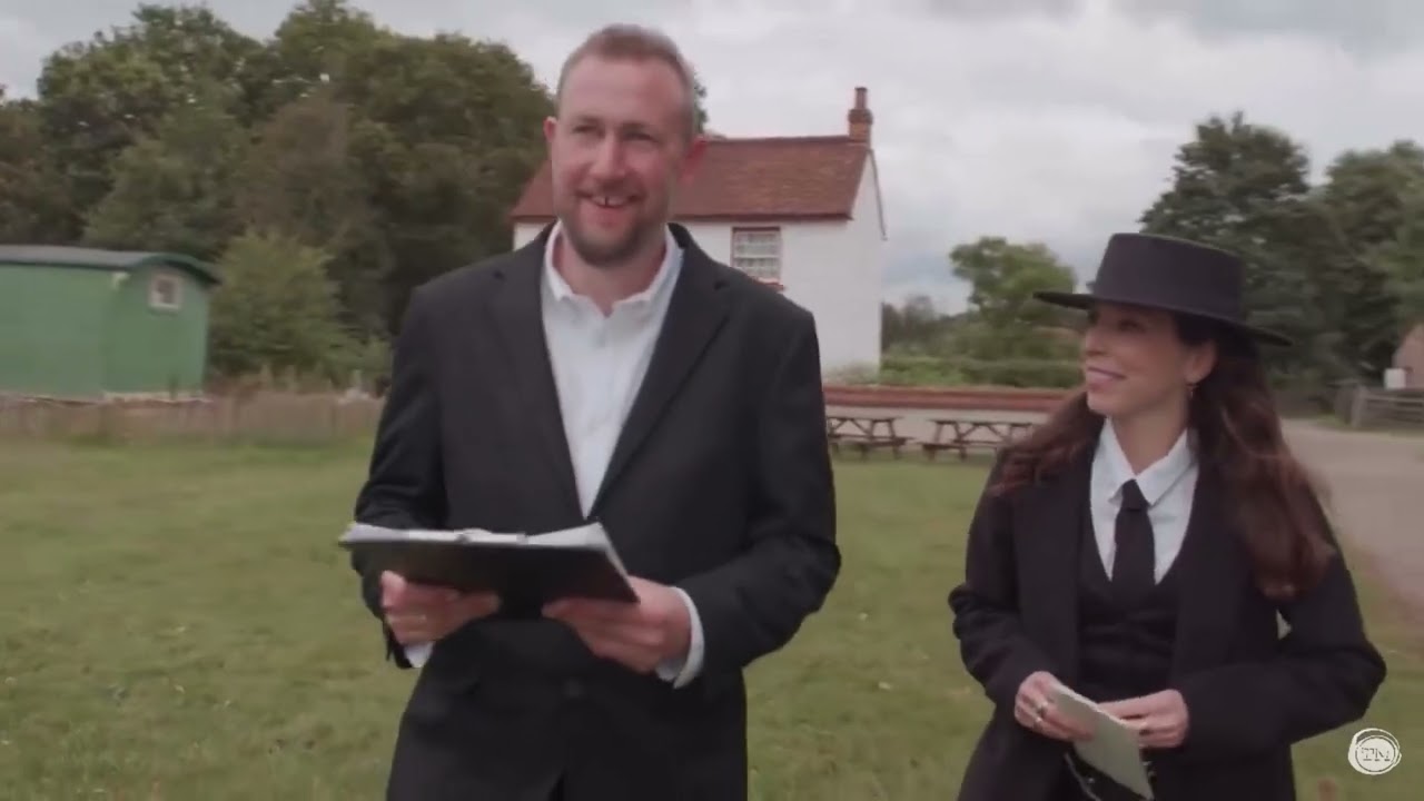 bridget christie annoying and being annoyed by the cast of taskmaster for 8 minutes and 50 seconds