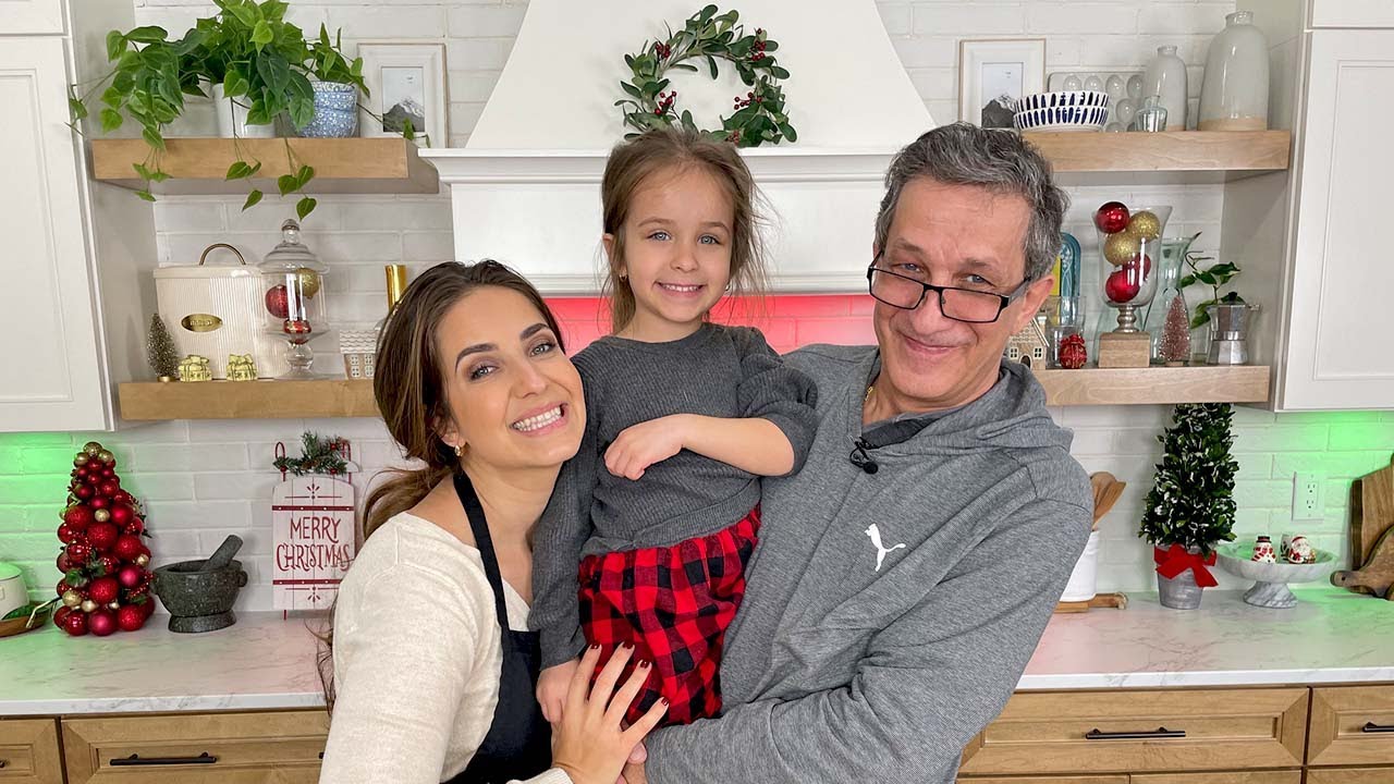 (Was) LIVE: 2021 Christmas Special with Papa Sal!