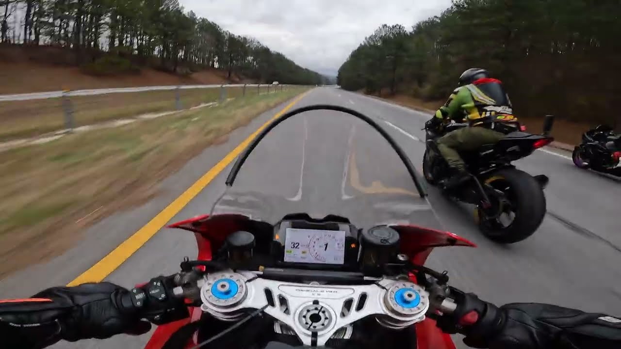 SUZUKI GSXR 1000R vs DUCATI V4R HEAD TO HEAD BATTLE |  HAYABUSA TEST RIDE