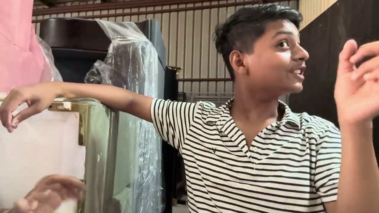 Harsh कामाला पगार पहीला पाहीजे