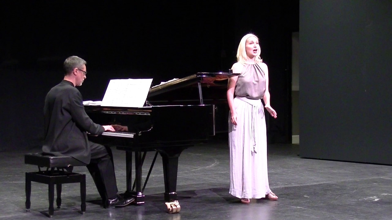 Abril - Eduard Toldr&agrave; (Alba Fern&aacute;ndez / Aurelio Viribay)