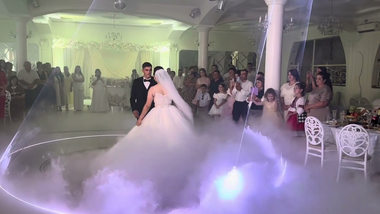 Vasile & Victoria #firstweddingdance ❤️ Mai mult de o viață te voi iubi 
