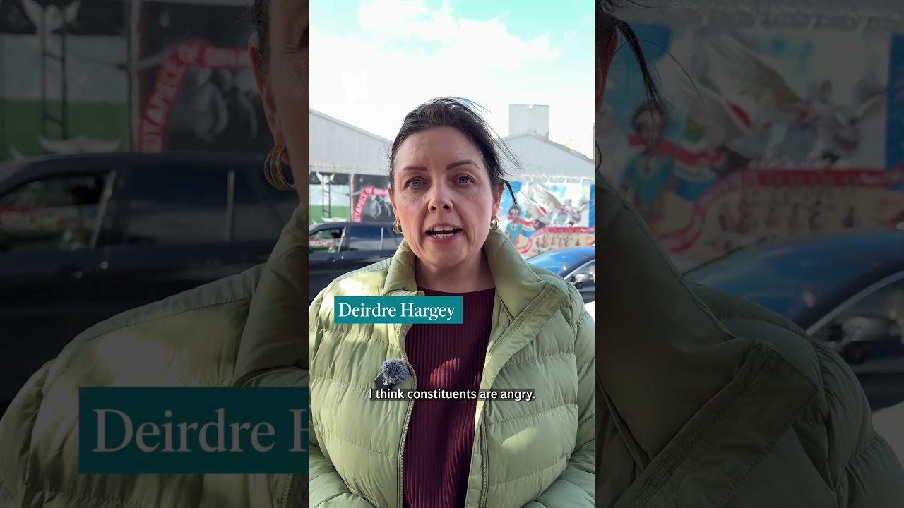 &laquo;Это тот Белфаст, который я знаю&raquo;: в западной части города прошел антирасистский митинг после нед...