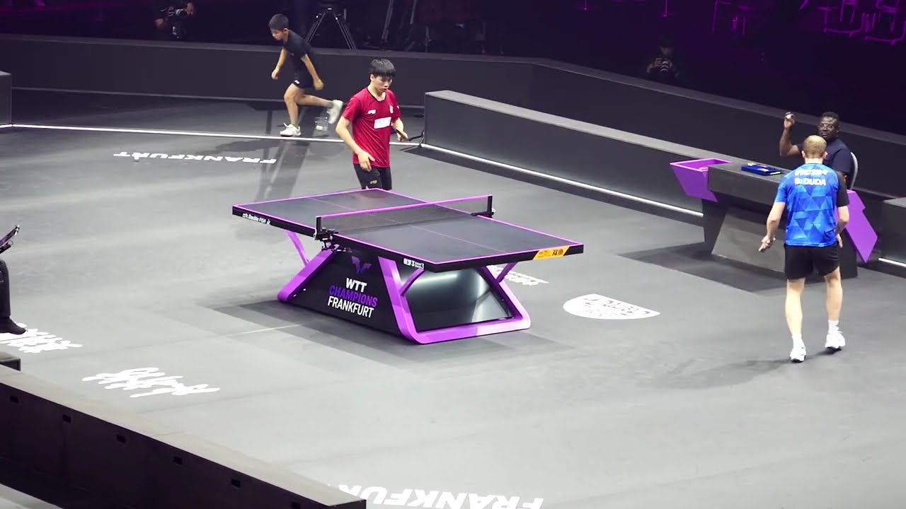 Benedikt Duda showing off his power