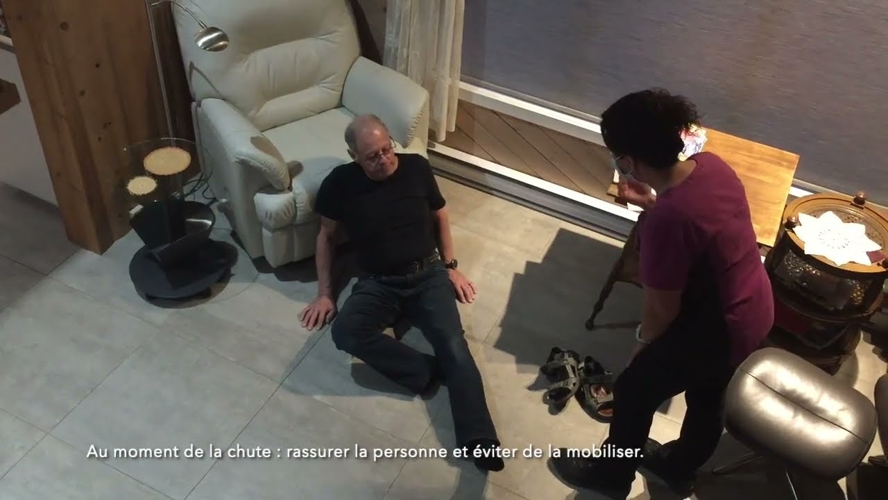 Évaluation post-chute, relevé du sol et PQRSTU