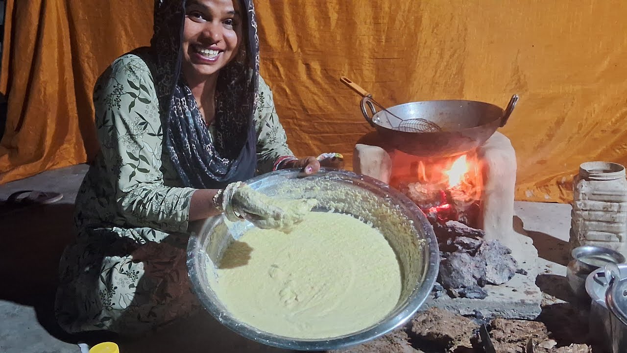 “चूल्हे पर रोटी बनाना | Village Cooking Vlog | Desi Lifestyle” आज बने हैं सोयाबीन पीसकर