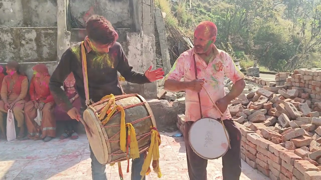 पहाड़ी ढ़ोल दमाउ 