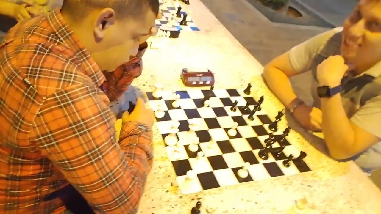 1 min vs 3 min Fabian Vivas vs Ralph Panitz