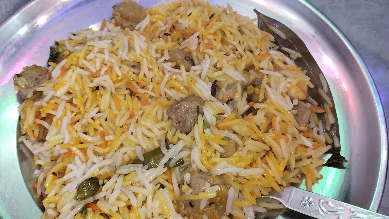 Making Veg Biryani for the first time today 😋