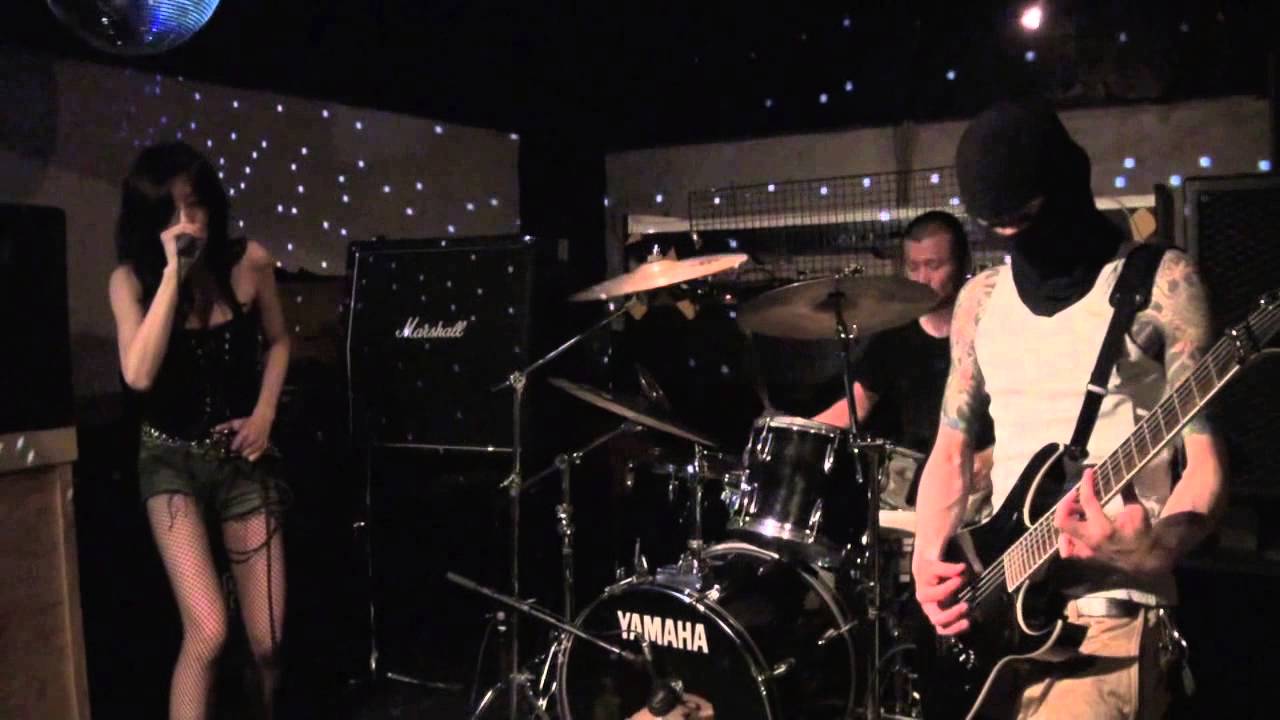 GRAVE GRINDER @ BAR CAESAR 2013.07.14
