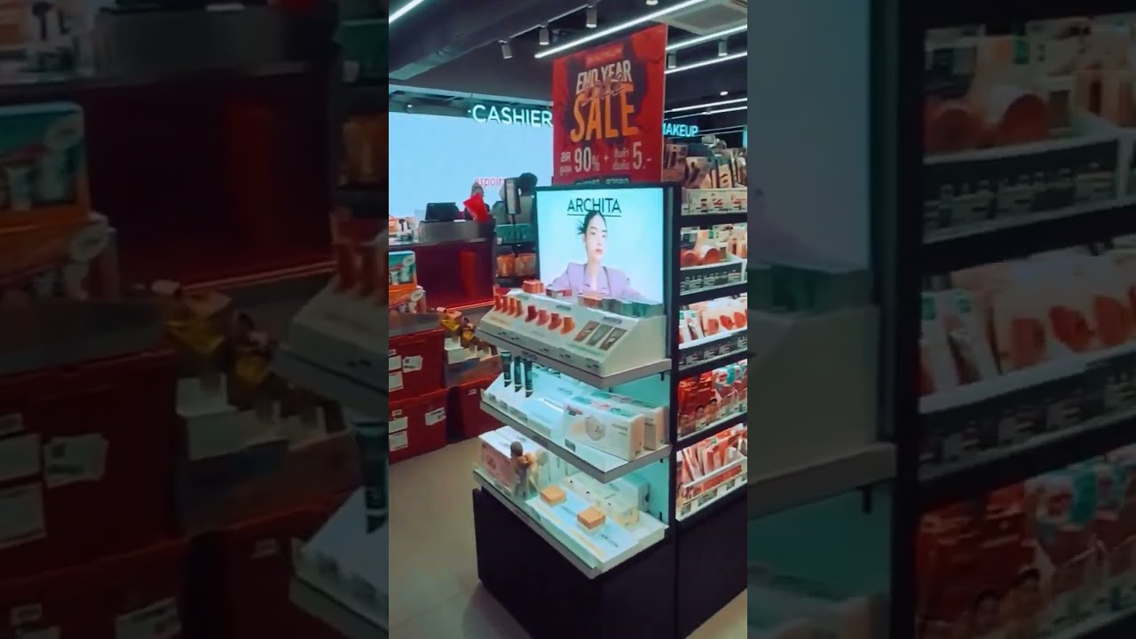 cosmetics retail store in Bangkok Thailand 🇹🇭
