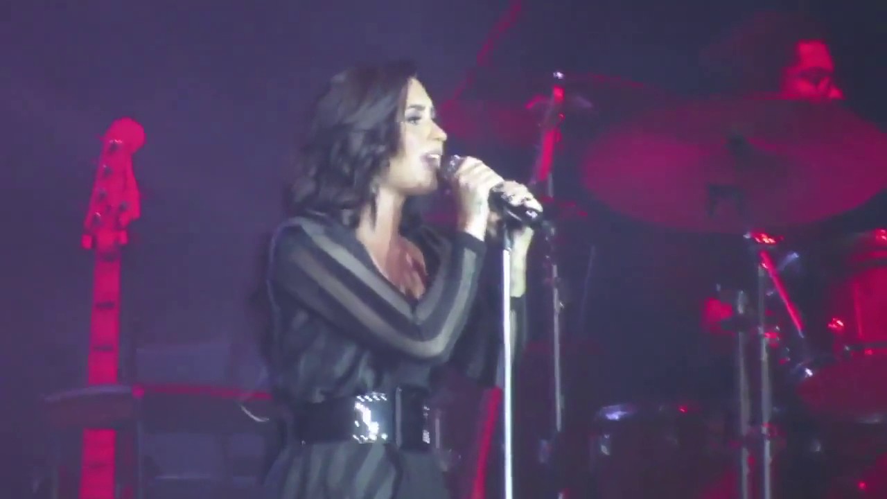 Demi Lovato For You feat. Lovatics