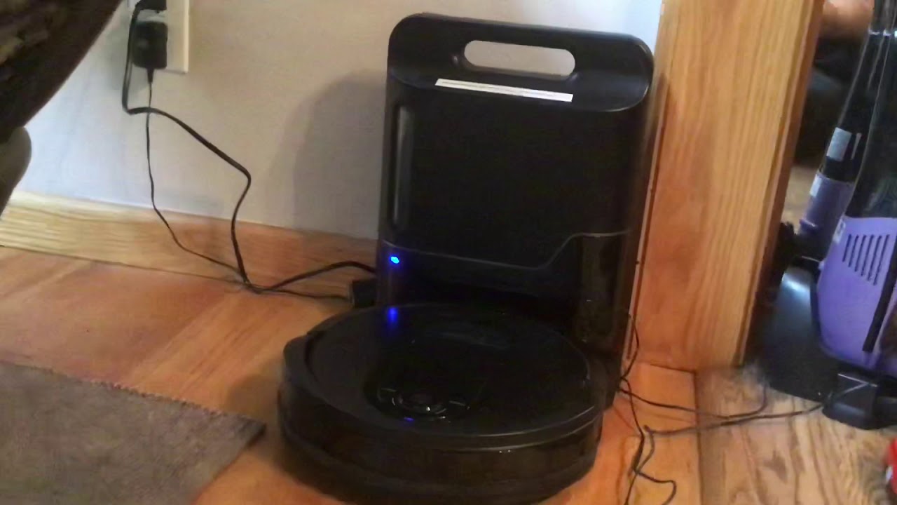 Shark IQ Robot self-empty vacuum R101AE Test run and App review