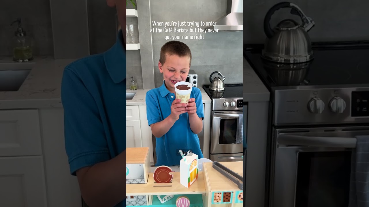 Melissa & Doug | Wooden Cafe Barista Coffee Shop
