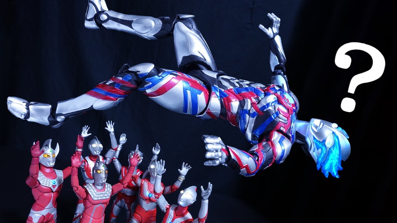 ウルトラ兄弟に胴上げされるブレーザー