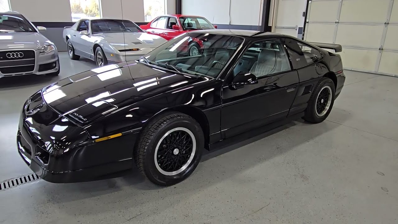 1988 Pontiac Fiero GT 2dr Coupe