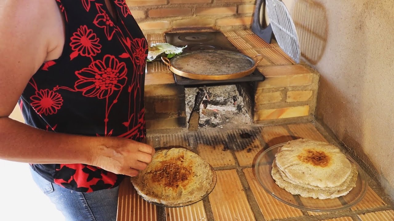 PÉ DE MOLEQUE GIGANTE NO CACO DE PEDRA