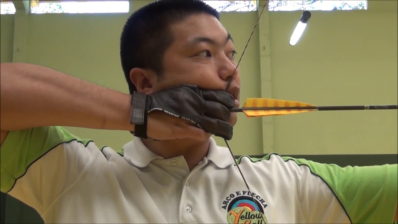 Como atirar com arco e flecha