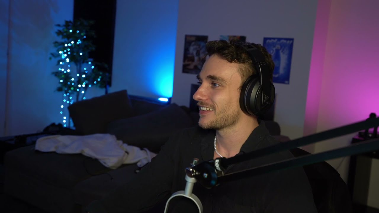 Just Chatting and Monopoly with Loserfruit, Berticuss, and Nalopia | Dec 09 2021 | Crayator