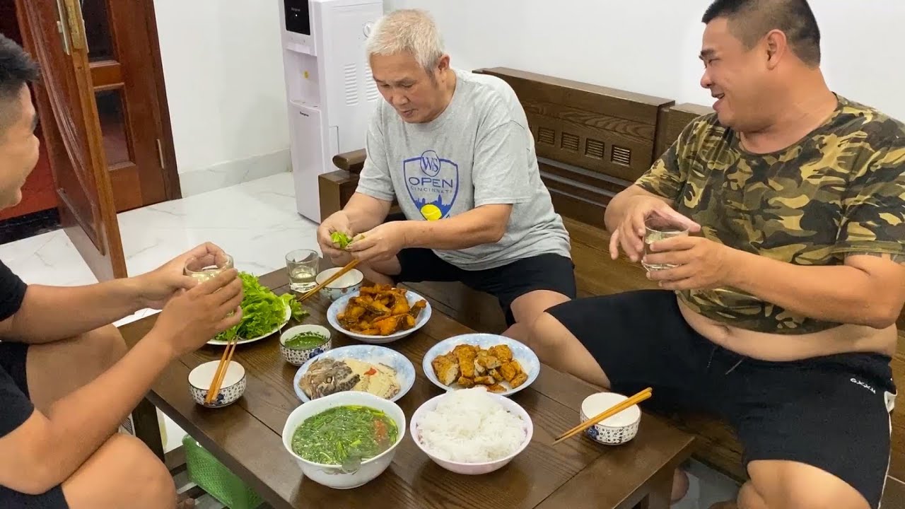 Dũng béo - Bún cá người đặc biệt !