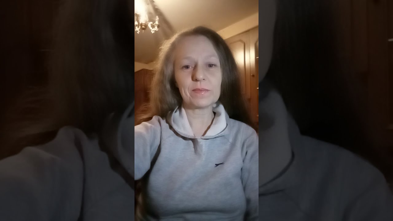 Конституция Украины на паузе ? А как считает 