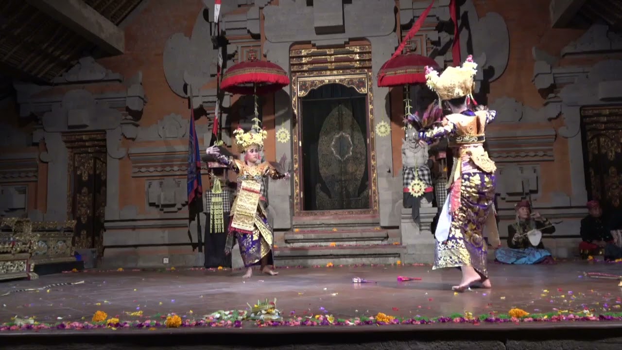 Legong Kuntir, Mang Ayu, Nitha Suwitri