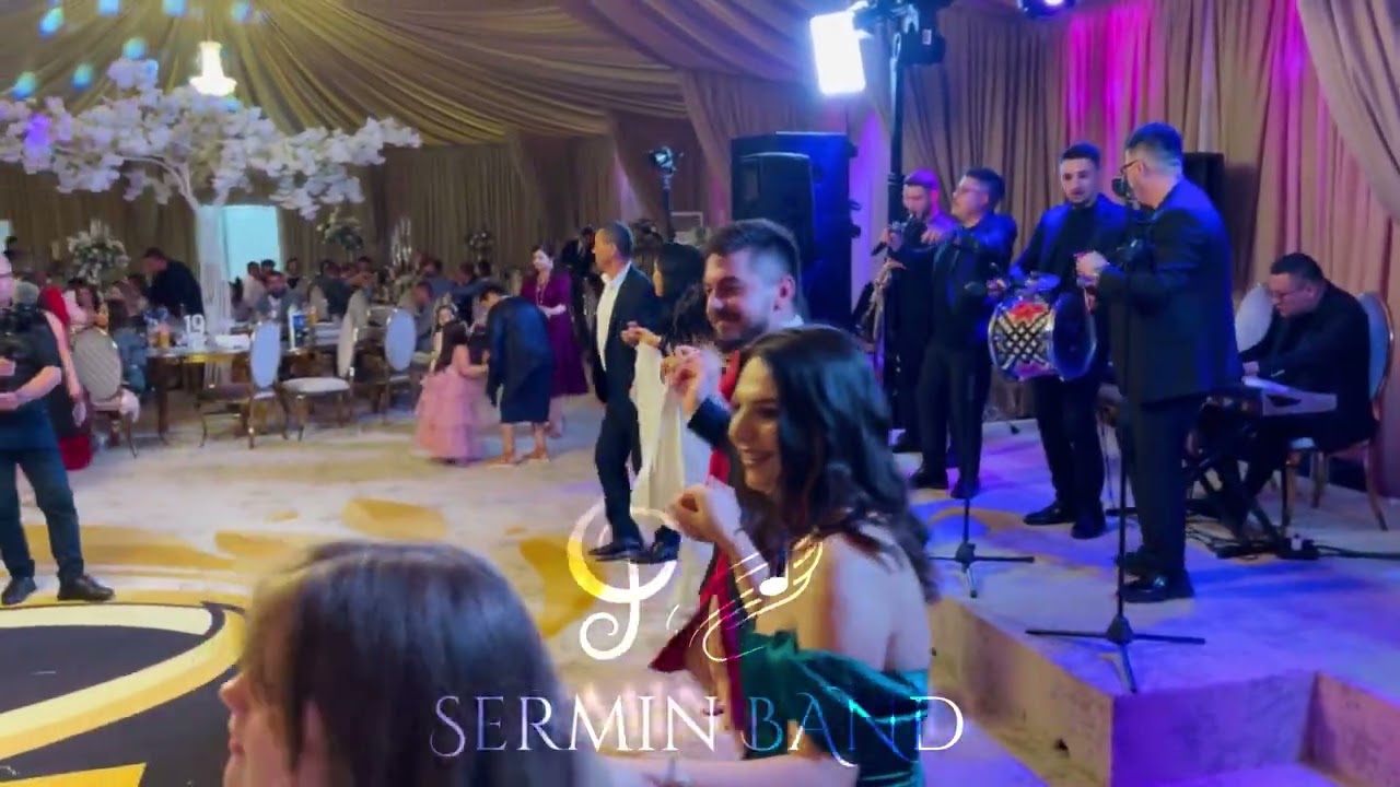 🎶 Sermin BAND 🎶 - 🇷🇴 Sa Vina Sa Vina Toti Prietenii la Joc ( COVER ) 🇷🇴 & 🇲🇩 Colaj Moldovenesti 🇲🇩