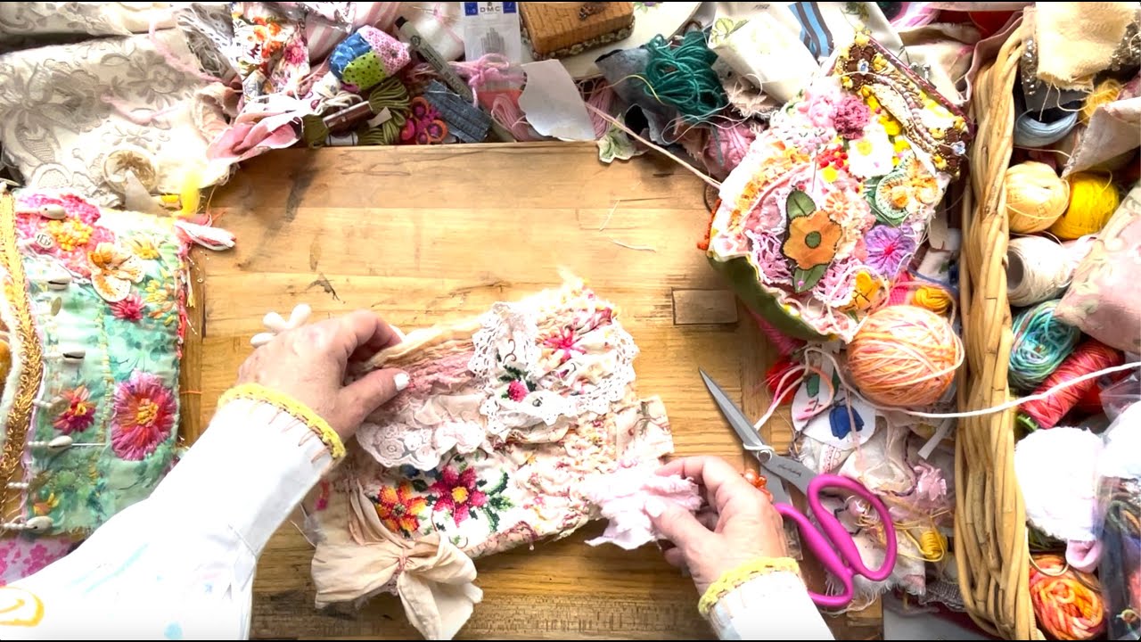 #slowstitching | A Story Pouch for  Mother's Day