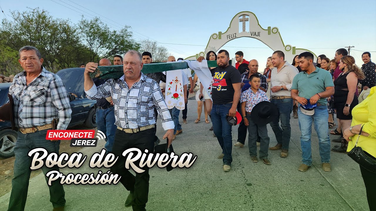Procesión con la Santa Cruz en BOCA DE RIVERA Villanueva