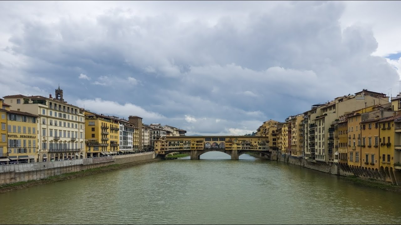 Walking around Florence #florence #firenxe #italy #italytravel 