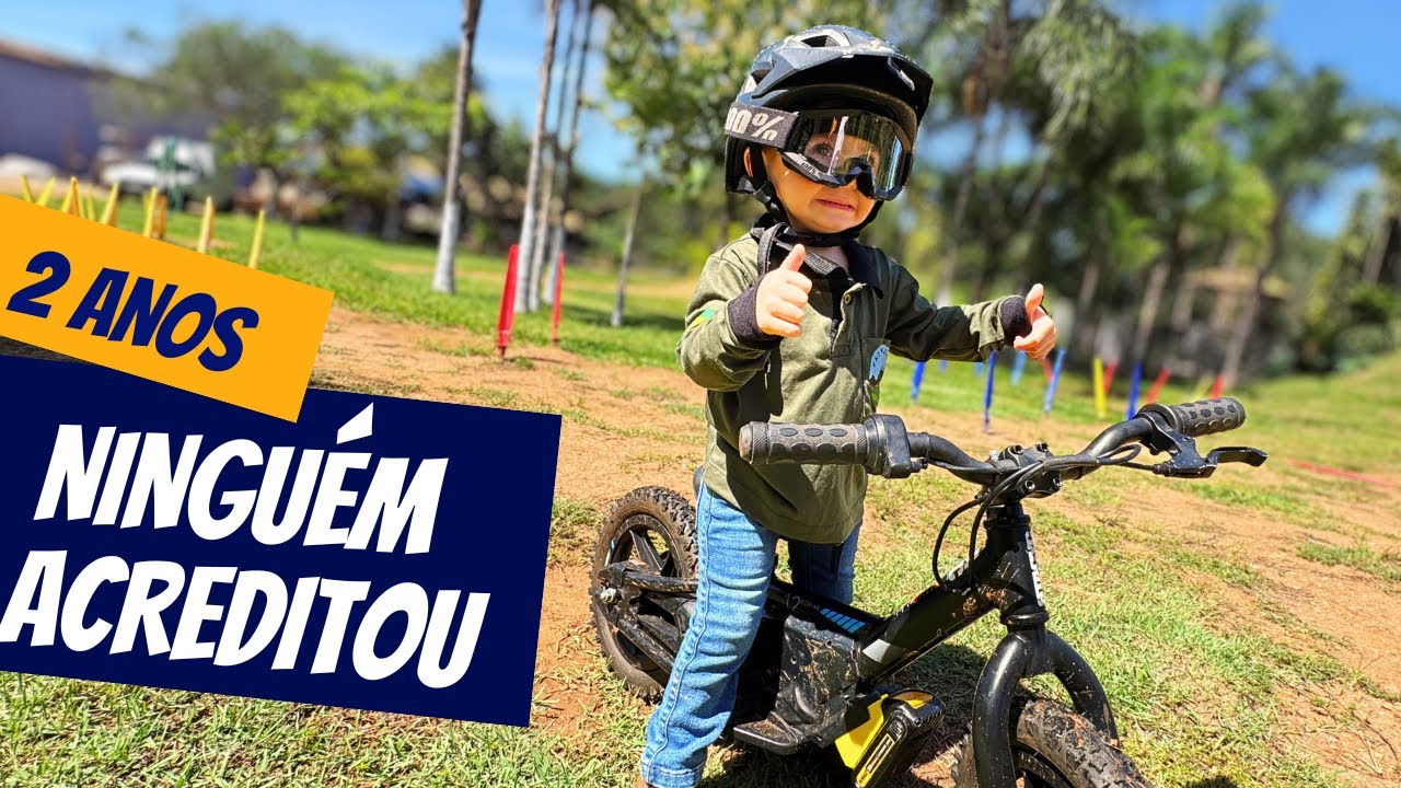 COMO ENSINEI MEU FILHO DE 2 ANOS A ANDAR DE BIKE (Passo a passo)
