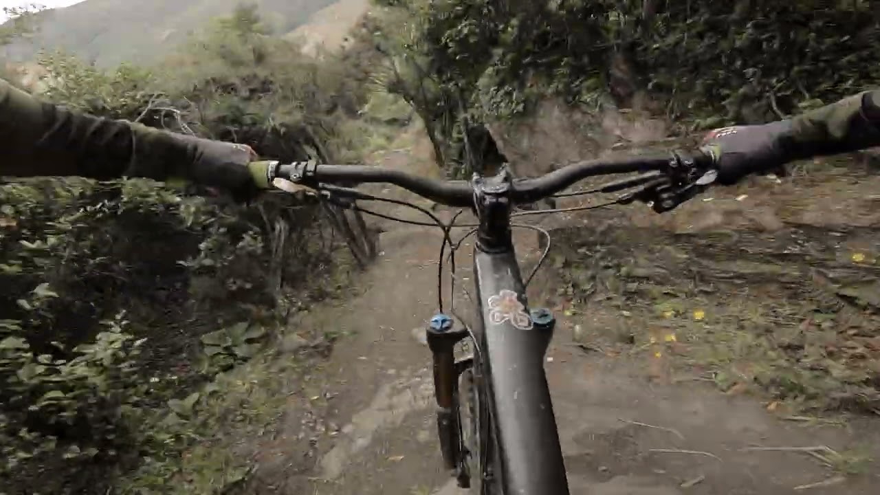 Dark Matter - Bike Glendhu Grade 5 Tech