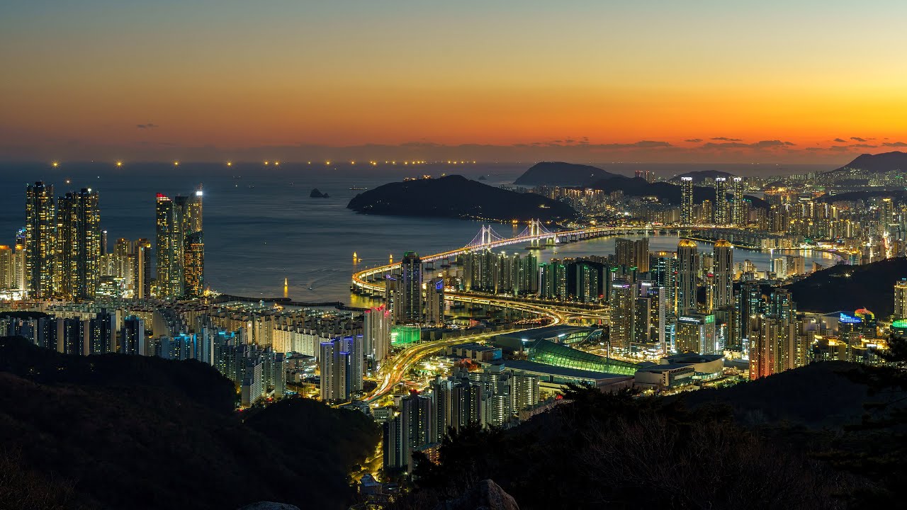 4K 타임랩스 부산 _ 장산 너덜지대, 해운대 야경. 부산야경. Busan Day to Night Timelapse. Busan. Korea